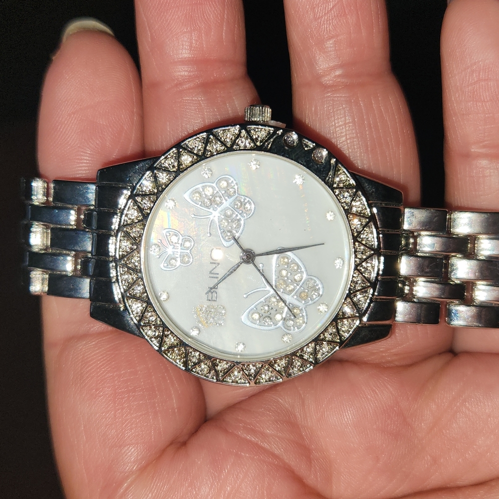 Iam selling a bling watch